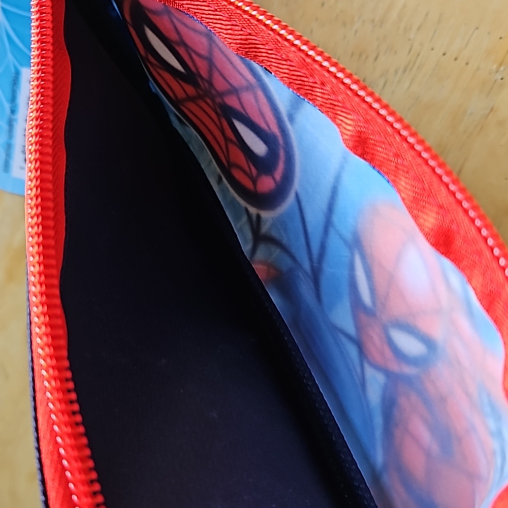 SPIDERMAN CASE - Picture 6 of 13